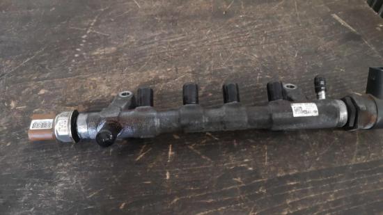 Rail VW Sharan II 7N Sensor 03L906054 2.0DTi 103kW CFFB 302333 Bild Rail VW Sharan II 7N Sensor 03L906054 2.0DTi 103kW CFFB 302333