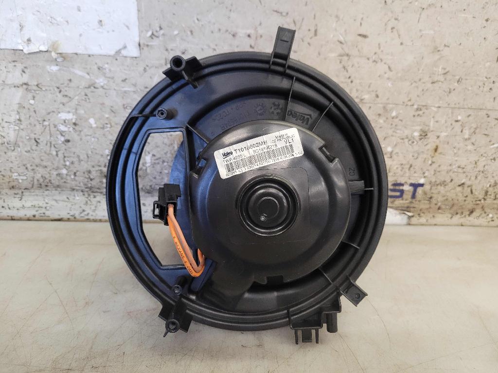 Heizungsgebläsemotor VW Golf VII 7 AU 5Q1819021B 311348