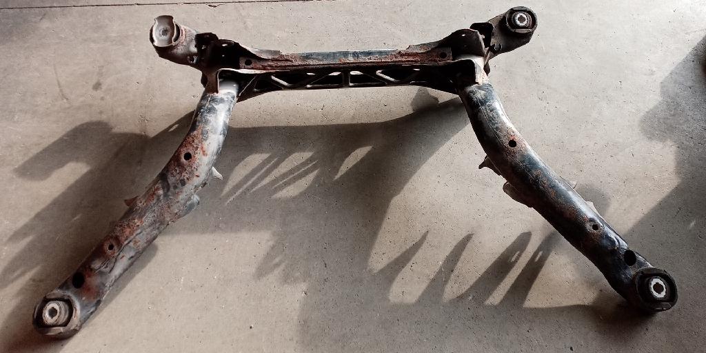 Hinterachse komplett Audi A4 8K B8 nur der Träger 8K0505235AA 303747