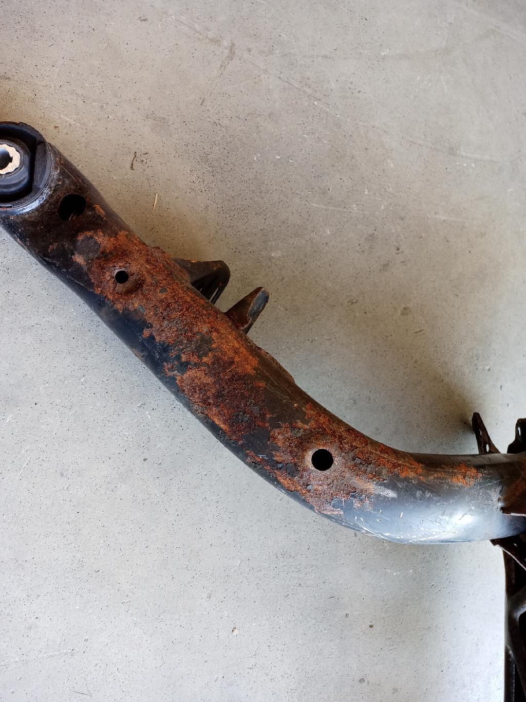 Hinterachse komplett Audi A4 8K B8 nur der Träger 8K0505235AA 303790