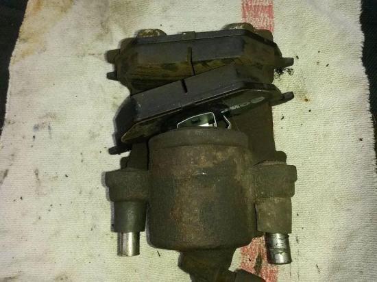 Bremssattel links vorn SKODA FABIA (6Y2) 1.4 16V 55 KW Bild Bremssattel links vorn SKODA FABIA (6Y2) 1.4 16V 55 KW