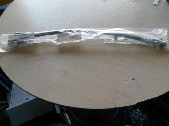 Bremsschlauch rechts vorn VW GOLF IV (1J1) 1.6 74 KW 064.465.087 Bild Bremsschlauch rechts vorn VW GOLF IV (1J1) 1.6 74 KW 064.465.087