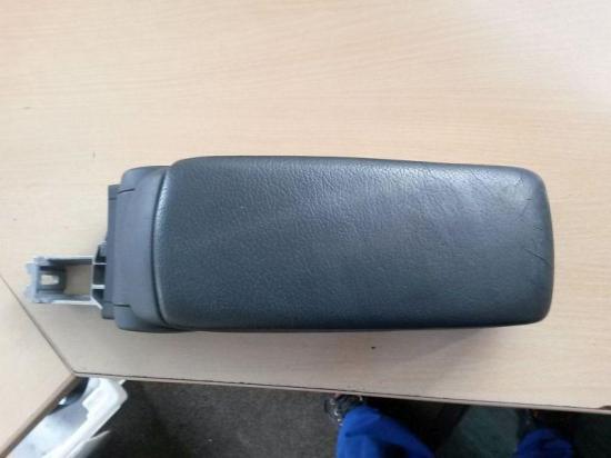 Mittelarmlehne AUDI A6 AVANT (4B, C5) 2.5 TDI QUATTRO 132 KW 4B0864245M Bild Mittelarmlehne AUDI A6 AVANT (4B, C5) 2.5 TDI QUATTRO 132 KW 4B0864245M