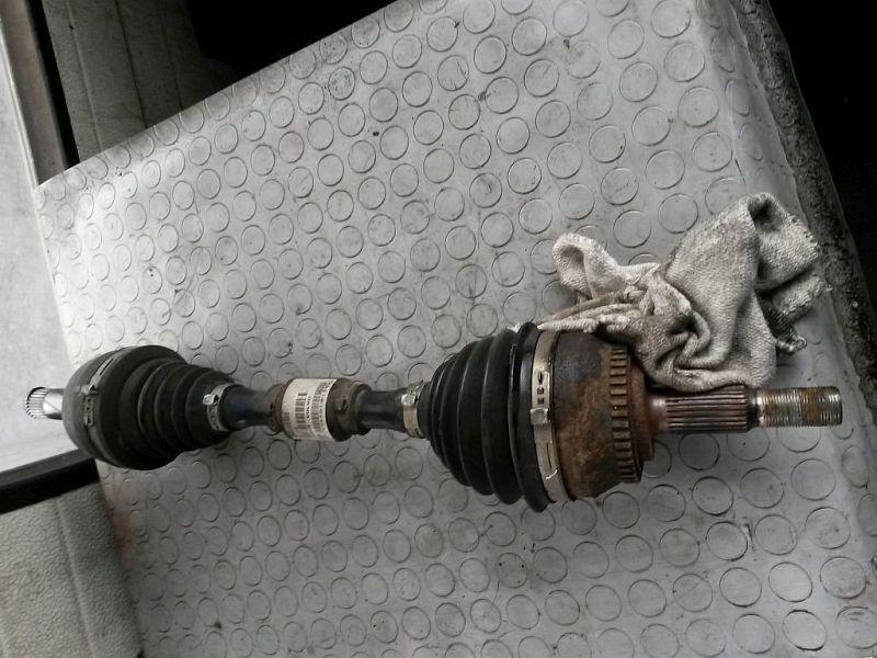 Antriebswelle links vorn Gelenkwelle links vorne VOLVO V40 KOMBI (VW) 1.9 DI 85 KW 8150150570009 Bild Antriebswelle links vorn Gelenkwelle links vorne VOLVO V40 KOMBI (VW) 1.9 DI 85 KW 8150150570009