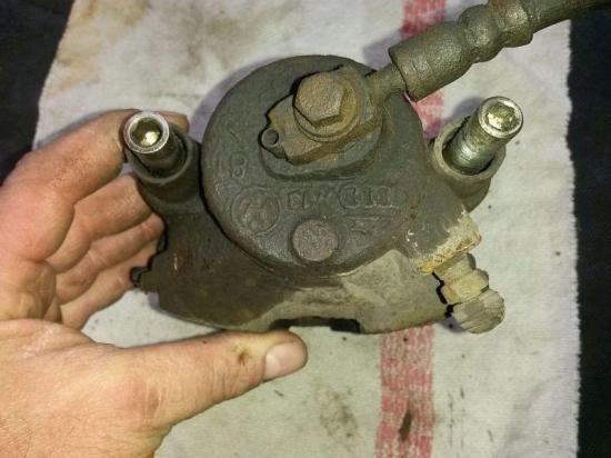 Bremssattel links vorn SKODA FABIA (6Y2) 1.4 16V 55 KW Bild Bremssattel links vorn SKODA FABIA (6Y2) 1.4 16V 55 KW