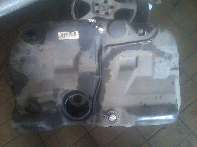 Tank Kraftstoffbehälter FORD MONDEO III (B5Y) 2.0 TDCI 96 KW Bild Tank Kraftstoffbehälter FORD MONDEO III (B5Y) 2.0 TDCI 96 KW