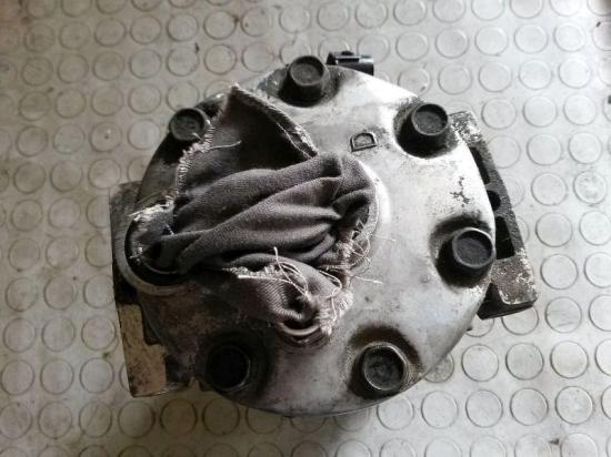 Klimakompressor VOLVO V40 KOMBI (VW) 1.9 DI 85 KW 8200040681 Bild Klimakompressor VOLVO V40 KOMBI (VW) 1.9 DI 85 KW 8200040681
