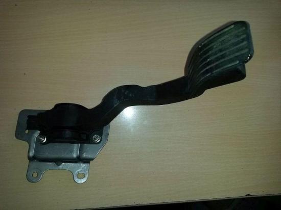 Sensor Gaspedalstellung PEUGEOT 206 SW (2E/K) 1.4 HDI 50 KW 0280752237 Bild Sensor Gaspedalstellung PEUGEOT 206 SW (2E/K) 1.4 HDI 50 KW 0280752237