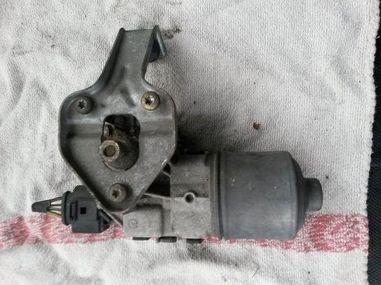 Wischermotor vorne SKODA FABIA (6Y2) 1.4 16V 55 KW 0390241524 Bild Wischermotor vorne SKODA FABIA (6Y2) 1.4 16V 55 KW 0390241524