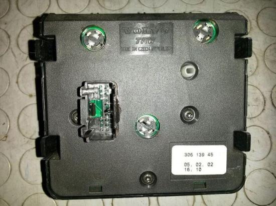 Schalter Licht geprüftes Ersatzteil VOLVO V40 KOMBI (VW) 1.9 DI 85 KW 30613848 Bild Schalter Licht geprüftes Ersatzteil VOLVO V40 KOMBI (VW) 1.9 DI 85 KW 30613848