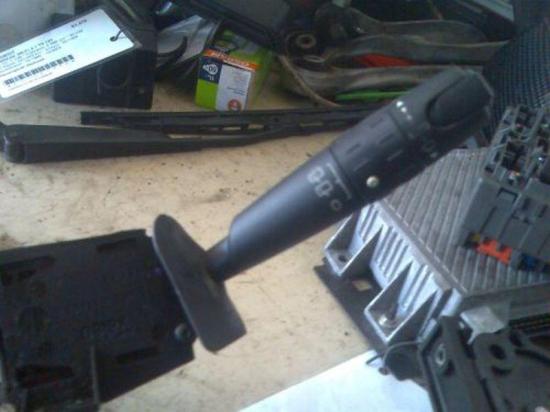 Blinkerschalter Schalter Licht Blinkerkombischalter PEUGEOT 406 BREAK (8E/F) 2.1 TD 12V 80 KW 9618706880 Bild Blinkerschalter Schalter Licht Blinkerkombischalter PEUGEOT 406 BREAK (8E/F) 2.1 TD 12V 80 KW 9618706880