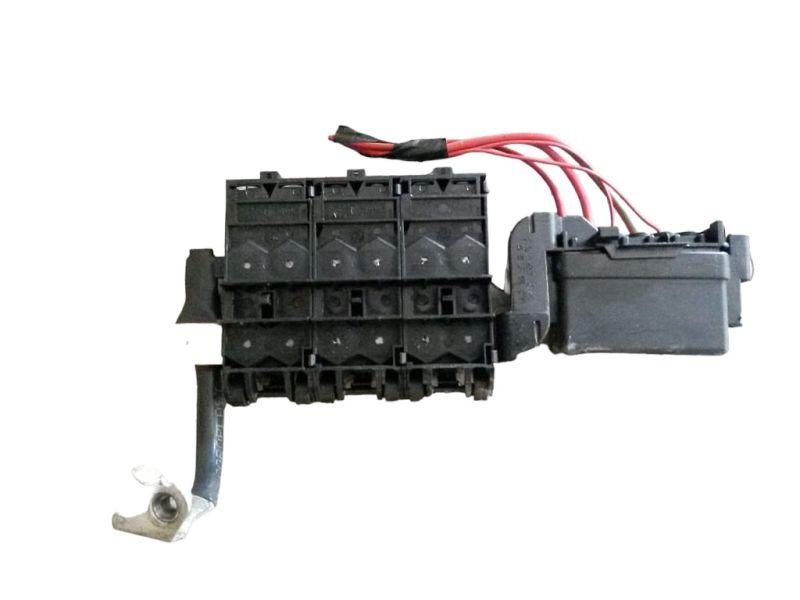 Sicherungskasten Sicherungskasten bei Batterie SKODA FABIA (542) 1.2 44 KW Bild Sicherungskasten Sicherungskasten bei Batterie SKODA FABIA (542) 1.2 44 KW