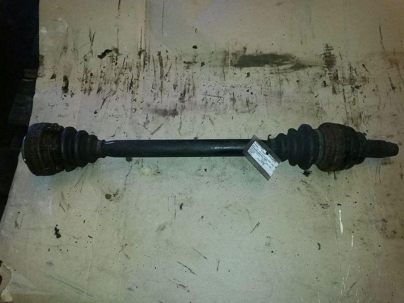 Antriebswelle links hinten Gelenkwelle hinten links BMW 5 (E39) 520 I 125 KW Bild Antriebswelle links hinten Gelenkwelle hinten links BMW 5 (E39) 520 I 125 KW