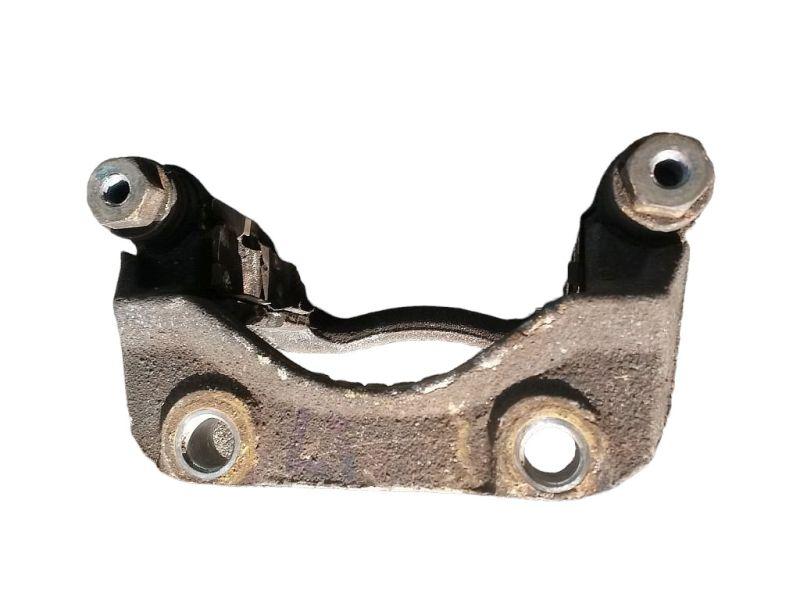 Bremssattelträger links vorn Bremssattelhalter links vorne DACIA SANDERO 1.4 MPI LPG 53 KW Bild Bremssattelträger links vorn Bremssattelhalter links vorne DACIA SANDERO 1.4 MPI LPG 53 KW