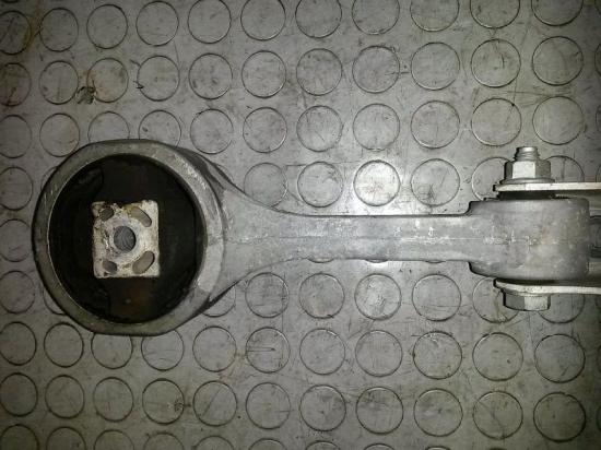 Getriebestütze Getriebehalter hinten SKODA FABIA (542) 1.2 44 KW Bild Getriebestütze Getriebehalter hinten SKODA FABIA (542) 1.2 44 KW