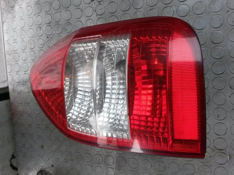 Rückleuchte rechts OPEL ZAFIRA A (F75_) 2.0 DTI 16V 74 KW Bild Rückleuchte rechts OPEL ZAFIRA A (F75_) 2.0 DTI 16V 74 KW