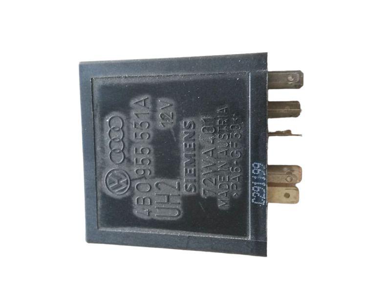 Steuergerät Wischer Intervall VW GOLF IV (1J1) 1.6 74 KW 4B0955551A Bild Steuergerät Wischer Intervall VW GOLF IV (1J1) 1.6 74 KW 4B0955551A