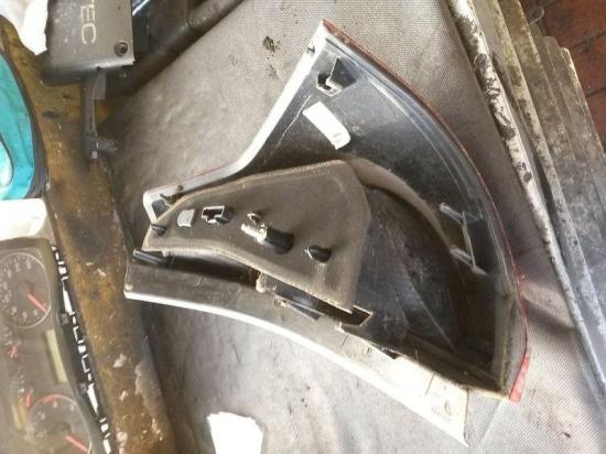 Rückleuchte links Heckleuchte links DACIA SANDERO 1.4 MPI LPG 53 KW 8200734824 Bild Rückleuchte links Heckleuchte links DACIA SANDERO 1.4 MPI LPG 53 KW 8200734824