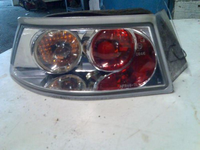 Rückleuchte aussen links Schlussleuchte aussen links ALFA ROMEO 145 (930) 1.6 I.E. 16V T.S. 88 KW Bild Rückleuchte aussen links Schlussleuchte aussen links ALFA ROMEO 145 (930) 1.6 I.E. 16V T.S. 88 KW