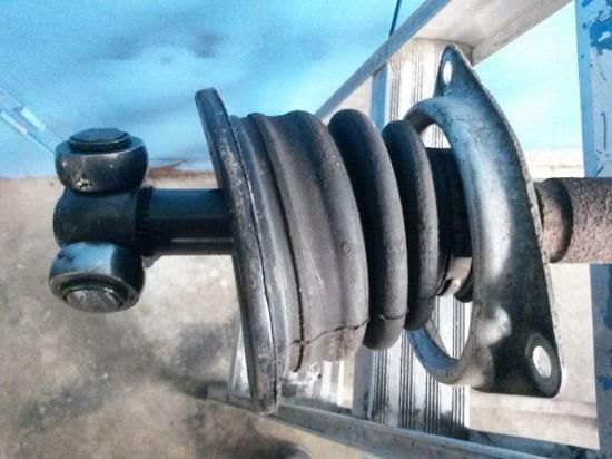 Antriebswelle links vorn Gelenkwelle links vorne RENAULT SCÉNIC I (JA0/1_) 1.9 DCI 75 KW Bild Antriebswelle links vorn Gelenkwelle links vorne RENAULT SCÉNIC I (JA0/1_) 1.9 DCI 75 KW