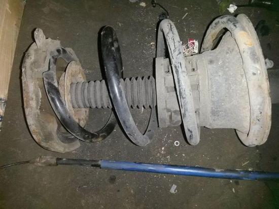 Feder rechts vorn RENAULT SCÉNIC I (JA0/1_) 1.9 DCI 75 KW Bild Feder rechts vorn RENAULT SCÉNIC I (JA0/1_) 1.9 DCI 75 KW