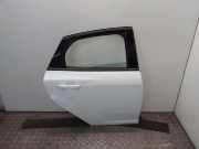 Ford Focus DYB BJ 2016 Tür HR Limousine Weiß