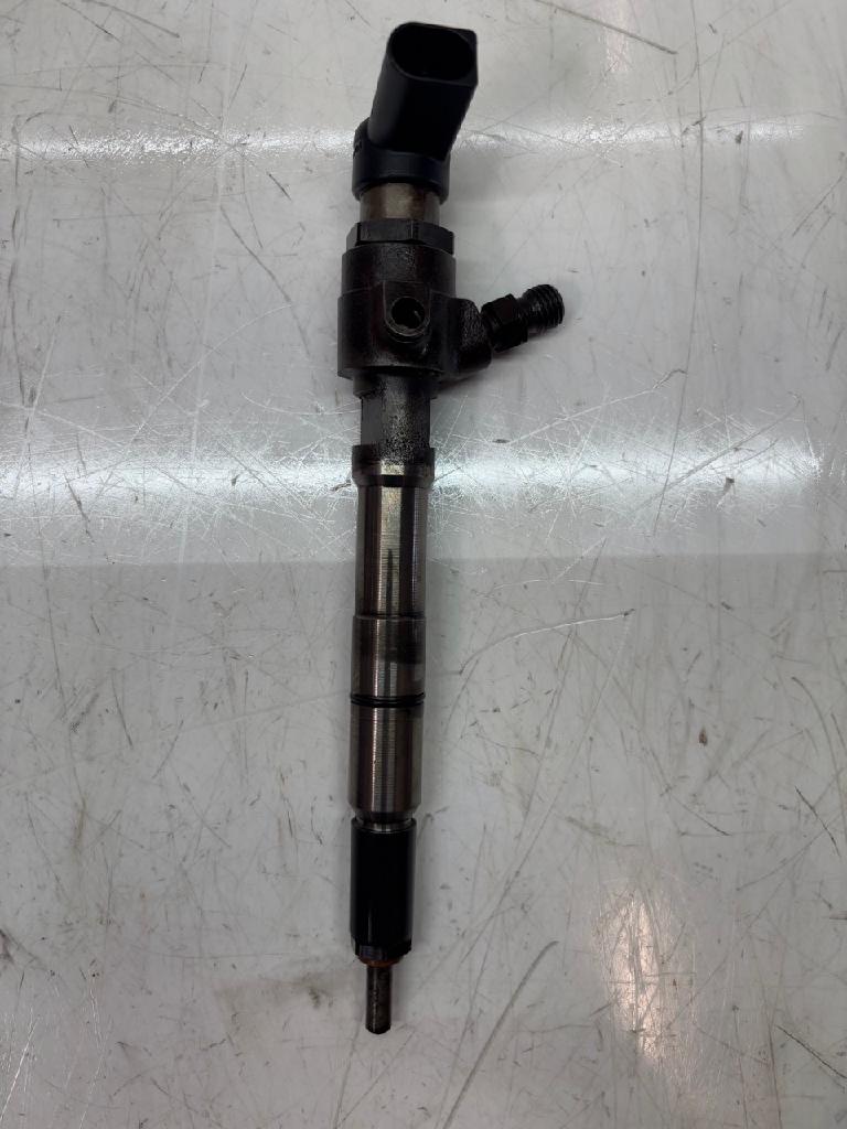 Injektor Einspritzdüse Für VW Caddy III IV 1,6 TDI CAYD CAY 03L130277B