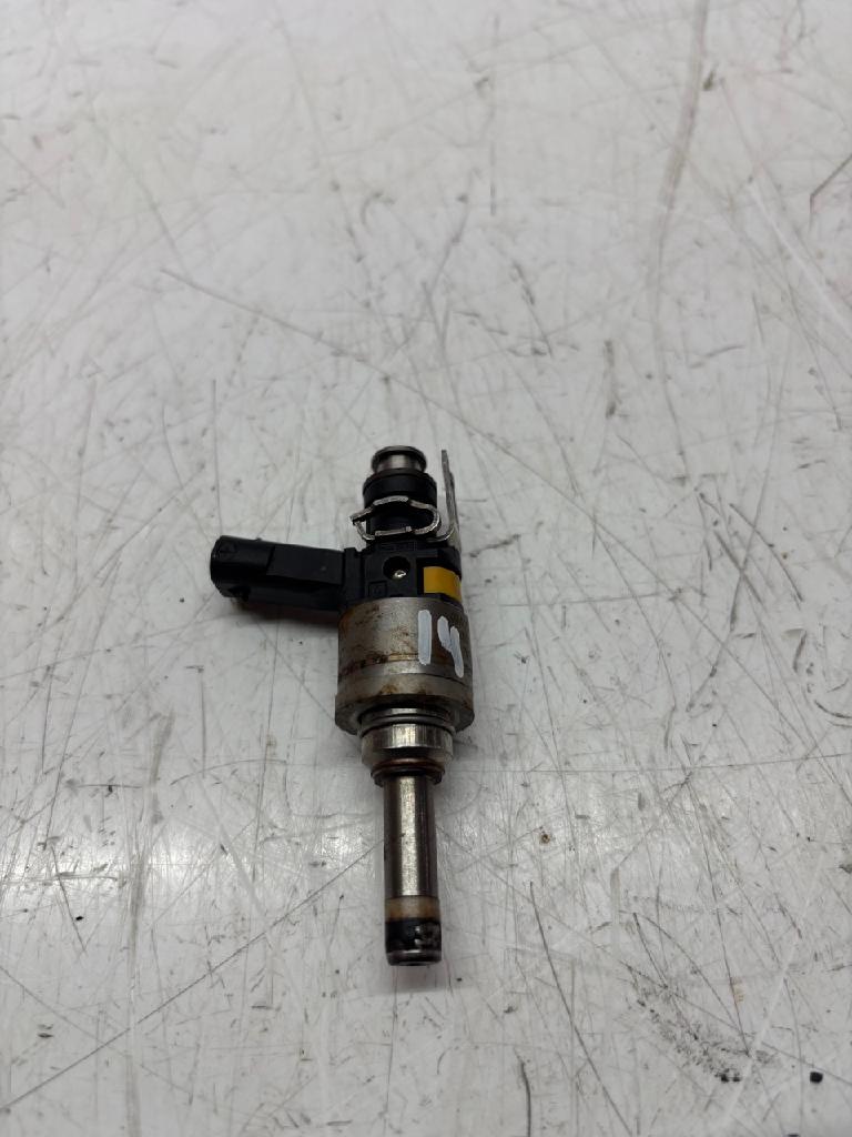 Injektor Einspritzdüse Für Mercedes C-Klasse 1,8 CGI M271.820 A2710781123