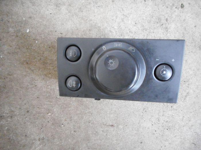 Schalter Licht Xenon 9185891 ST 5202 Vectra C OPEL SIGNUM 2.2 DIRECT 114 KW 9185891 ST Bild Schalter Licht Xenon 9185891 ST 5202 Vectra C OPEL SIGNUM 2.2 DIRECT 114 KW 9185891 ST