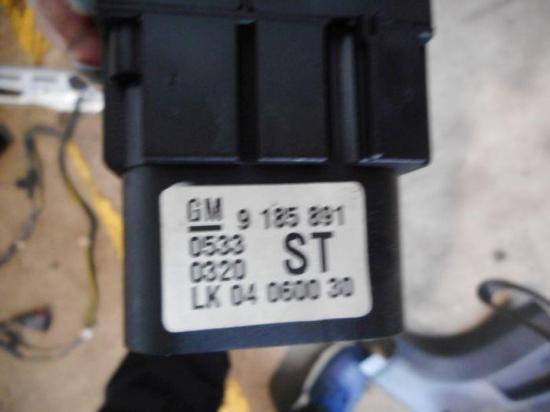 Schalter Licht Xenon 9185891 ST 5202 Vectra C OPEL SIGNUM 2.2 DIRECT 114 KW 9185891 ST Bild Schalter Licht Xenon 9185891 ST 5202 Vectra C OPEL SIGNUM 2.2 DIRECT 114 KW 9185891 ST