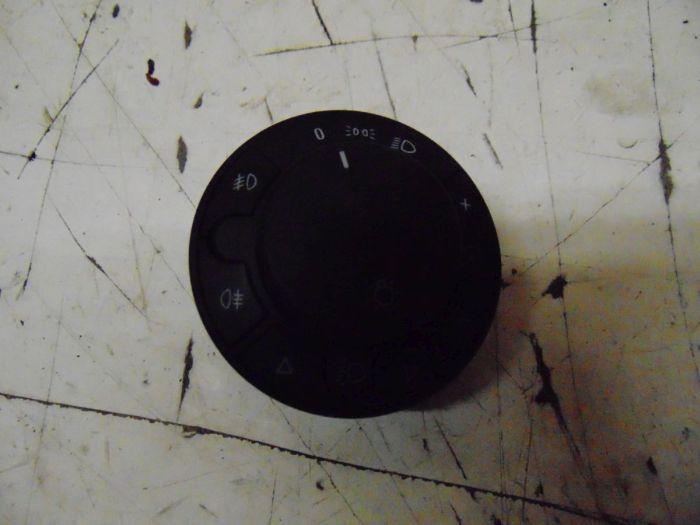 Schalter Licht OPEL CORSA D 1.2 59 KW 13249397 Bild Schalter Licht OPEL CORSA D 1.2 59 KW 13249397