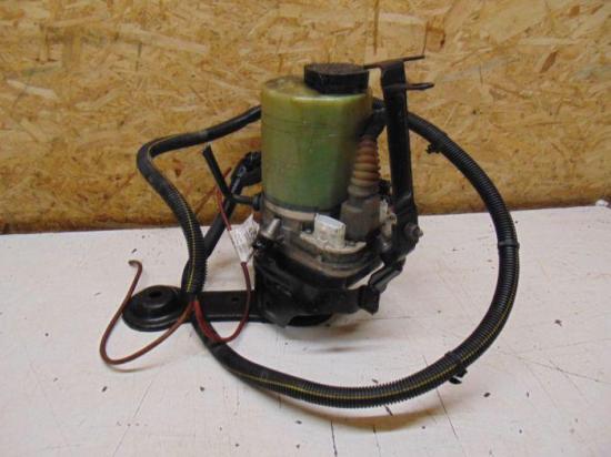 Servopumpe TRW OPEL SIGNUM 2.2 DIRECT 114 KW 24451552 Bild Servopumpe TRW OPEL SIGNUM 2.2 DIRECT 114 KW 24451552