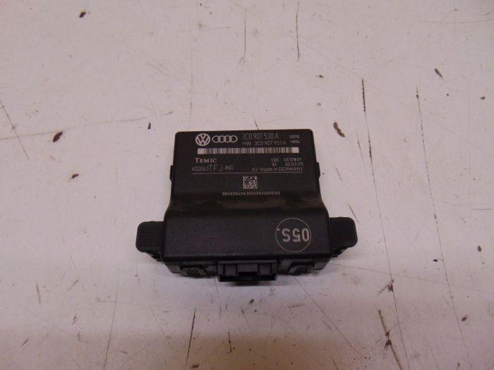 Steuergerät Gateway Interface VW PASSAT (3C2) 2.0 TDI 103 KW 3C0907530A Bild Steuergerät Gateway Interface VW PASSAT (3C2) 2.0 TDI 103 KW 3C0907530A