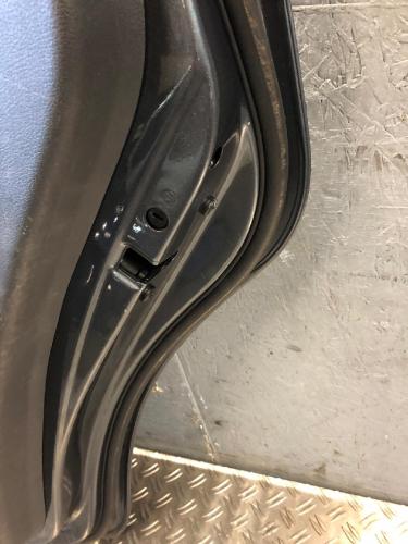 Tür rechts hinten VW Touran I (1T1) 1T0833056S Bild Tür rechts hinten VW Touran I (1T1) 1T0833056S