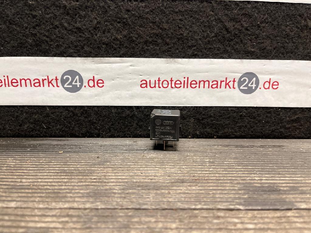 Relais VW Caddy III Kombi (2KB) 4H0951253A