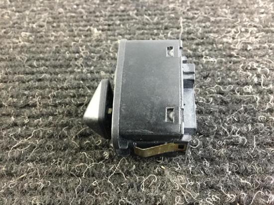 Schalter für Außenspiegel BMW 3er Touring (E46) 61.31-8373691.9 Bild Schalter für Außenspiegel BMW 3er Touring (E46) 61.31-8373691.9