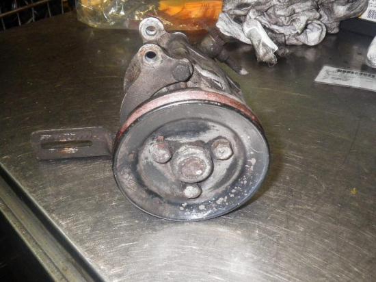 Servopumpe BMW 3er (E36) 1141045 Bild Servopumpe BMW 3er (E36) 1141045