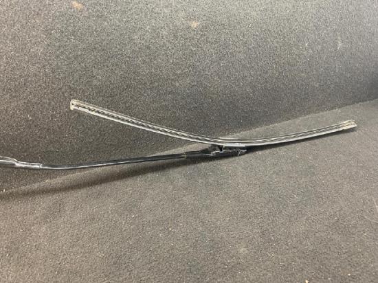 Wischerarm rechts vorne BMW 1er (E87) 61619450004 Bild Wischerarm rechts vorne BMW 1er (E87) 61619450004