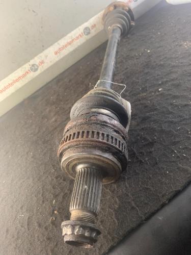 Antriebswelle links hinten BMW 1er (E87) Bild Antriebswelle links hinten BMW 1er (E87)