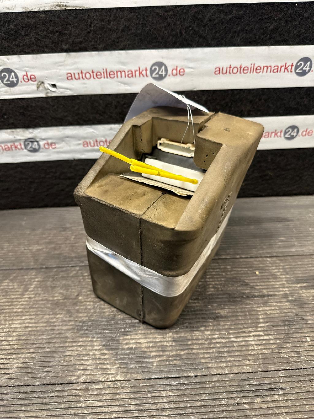 Zentralverriegelungspumpe MERCEDES-BENZ A-Klasse (W168) 1688000348