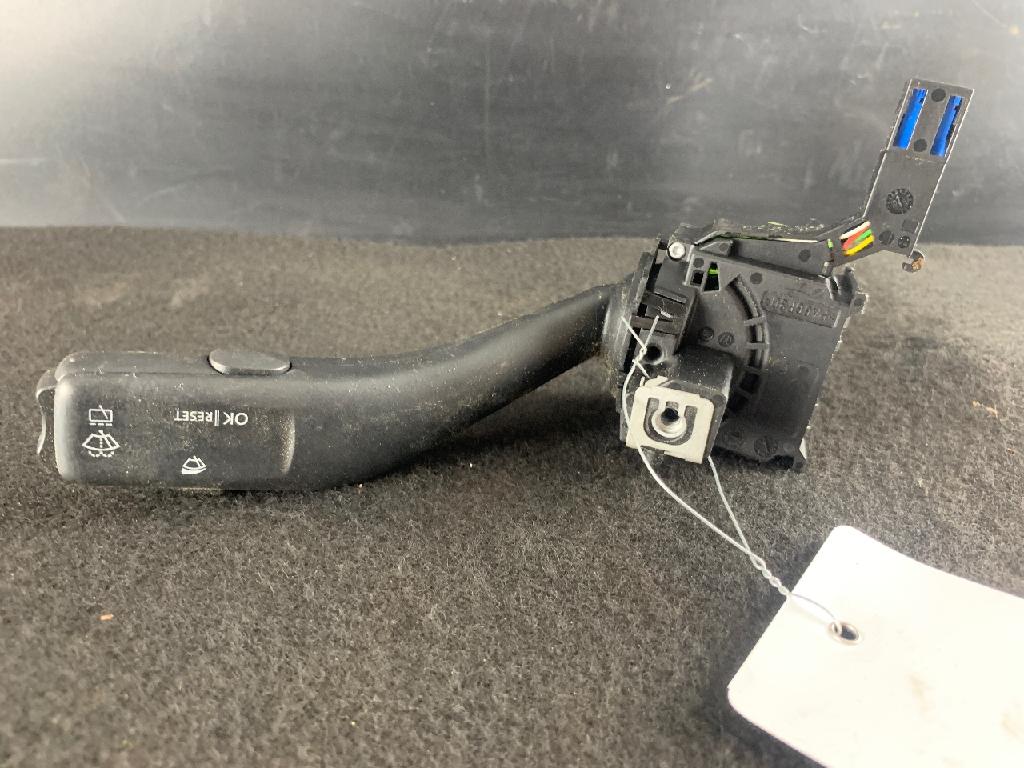 Wischerhebel VW Touran (1T1, 1T2) 1K0953519A Bild Wischerhebel VW Touran (1T1, 1T2) 1K0953519A