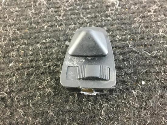 Schalter für Außenspiegel BMW 3er Touring (E46) 61.31-8373691.9 Bild Schalter für Außenspiegel BMW 3er Touring (E46) 61.31-8373691.9