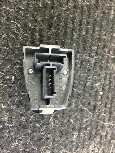 Schalter für Außenspiegel BMW 3er Touring (E46) 61.31-8373691.9 Bild Schalter für Außenspiegel BMW 3er Touring (E46) 61.31-8373691.9