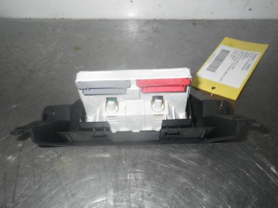 Display RENAULT Laguna I Grandtour (K56) P7700428029A Bild Display RENAULT Laguna I Grandtour (K56) P7700428029A