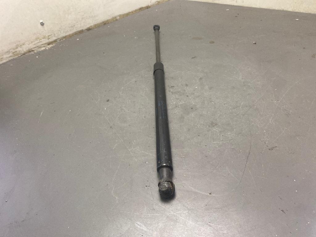 Heckklappendämpfer AUDI A3 (8P) 8P3827552