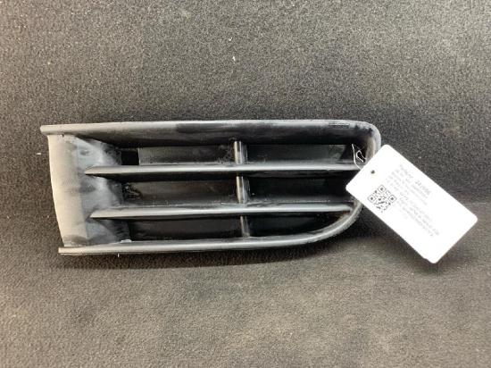 Blende NebelScheinwerfer links VW Polo IV (9N Bild Blende NebelScheinwerfer links VW Polo IV (9N
