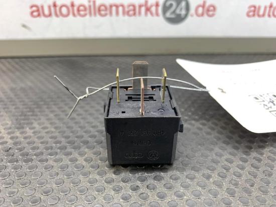 Relais SKODA Fabia II (5J) 4H0951253A Bild Relais SKODA Fabia II (5J) 4H0951253A