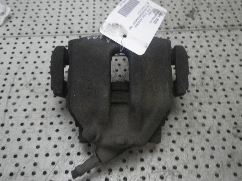 Bremssattel links vorne VOLVO V70 I (875, 876) Bild Bremssattel links vorne VOLVO V70 I (875, 876)