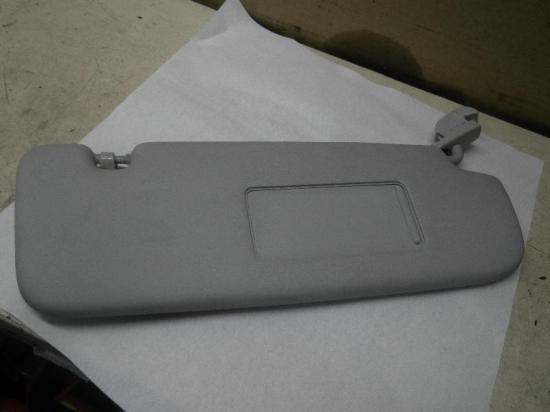 Sonnenblende rechts VW Fox Schrägheck (5Z) Bild Sonnenblende rechts VW Fox Schrägheck (5Z)