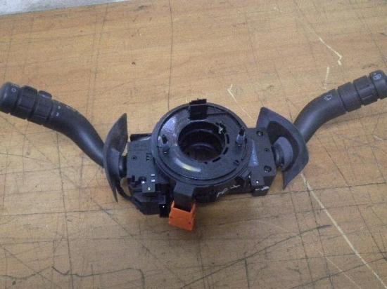 Lenkstockschalter VW Fox Schrägheck (5Z) 5Z0953513A Bild Lenkstockschalter VW Fox Schrägheck (5Z) 5Z0953513A